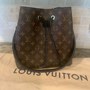 Louis Vuitton Neonoe MM Monogram Black